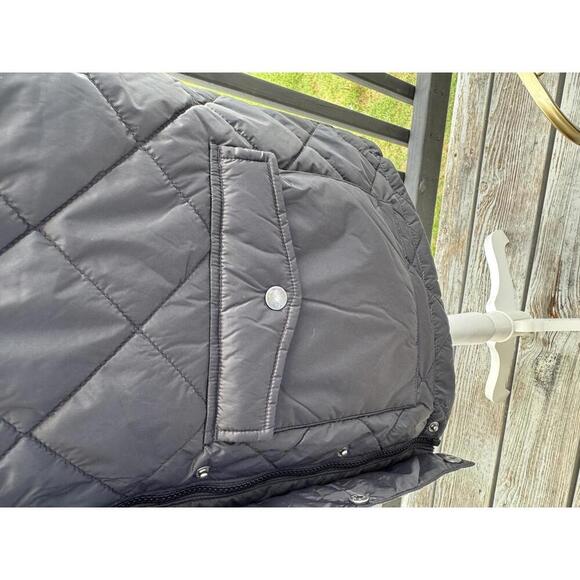 Natural Reflections Stylish Black Quilted Vest- Size L - NWOT - Picture 4 of 6